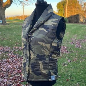 J. Spiewak & Sons Lined Vest Warm Puffer Primaloft Camo Women's Size Med
